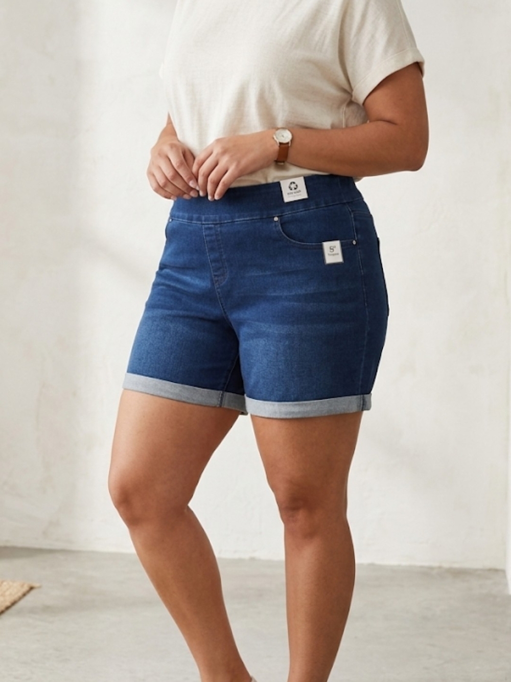 Everyday Mid-Rise Dark Blue Denim Shorts